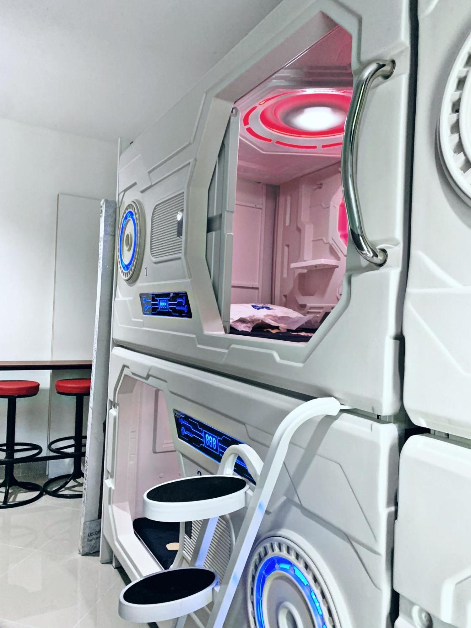 Capsule * Pattaya